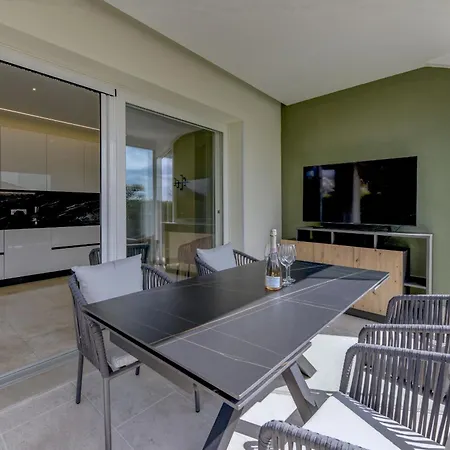 Mgh Luxury - Panorama