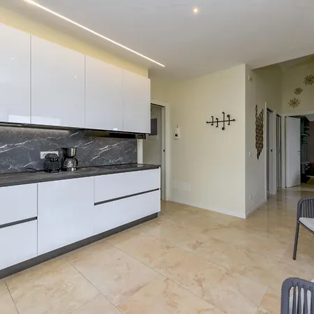 Mgh Luxury - Panorama *