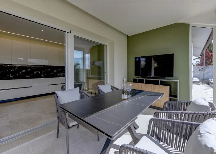 Mgh Luxury - Panorama