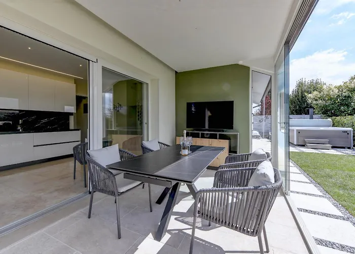 Mgh Luxury - Panorama バルドリーノ